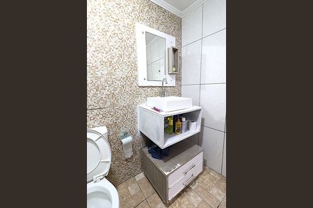 Casa à venda com 90m², 2 quartos e 2 vagasBanheiro
