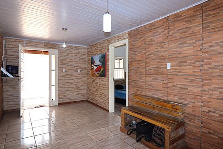 Sala de casa à venda com 2 quartos, 90m² em Costa E Silva, Porto Alegre