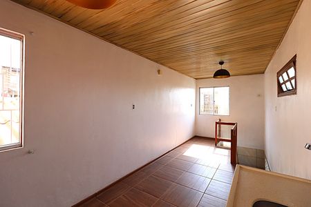 Casa à venda com 90m², 2 quartos e 2 vagasSalão de festas