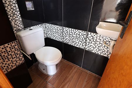 Casa à venda com 90m², 2 quartos e 2 vagasLavabo