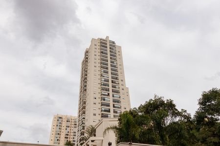Apartamento à venda com 100m², 3 quartos e 2 vagas Apartamento à venda com 100m², 3 quartos e 2 vagasFachada