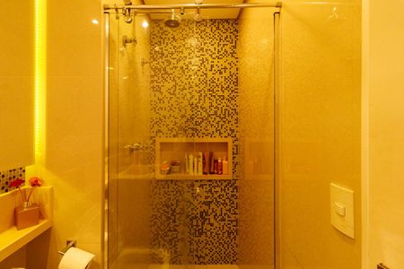 Apartamento à venda com 100m², 3 quartos e 2 vagas Apartamento à venda com 100m², 3 quartos e 2 vagasBanheiro