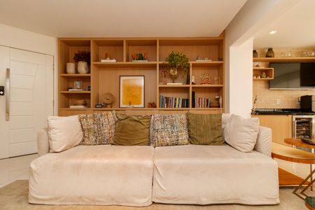 Apartamento à venda com 100m², 3 quartos e 2 vagas Apartamento à venda com 100m², 3 quartos e 2 vagasSala