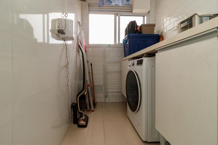Apartamento à venda com 100m², 3 quartos e 2 vagas Apartamento à venda com 100m², 3 quartos e 2 vagasÁrea de Serviço