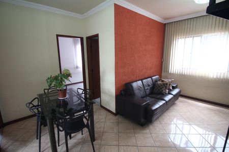 Apartamento para alugar com 101m², 3 quartos e 2 vagasSala