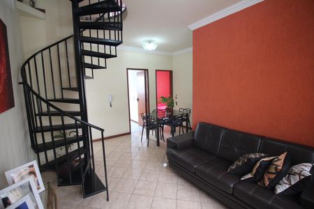 Apartamento para alugar com 101m², 3 quartos e 2 vagasSala