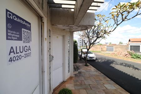 Casa para alugar com 211m², 3 quartos e 2 vagasPlaquinha