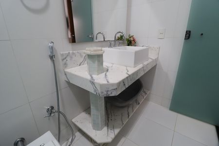Casa para alugar com 211m², 3 quartos e 2 vagasBanheiro do Quarto 1