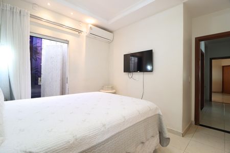 Casa para alugar com 211m², 3 quartos e 2 vagasQuarto 3 - Suíte