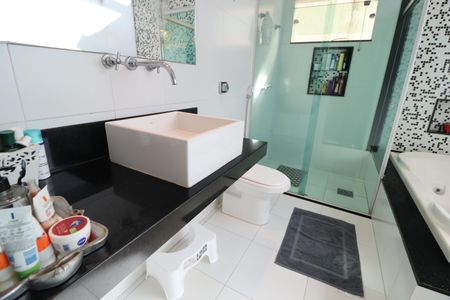 Casa para alugar com 211m², 3 quartos e 2 vagasBanheiro do Quarto 3