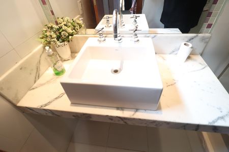 Casa para alugar com 211m², 3 quartos e 2 vagasBanheiro do Quarto 2