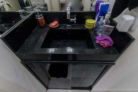 Apartamento para alugar com 52m², 2 quartos e 1 vaga Apartamento para alugar com 52m², 2 quartos e 1 vagaBanheiro