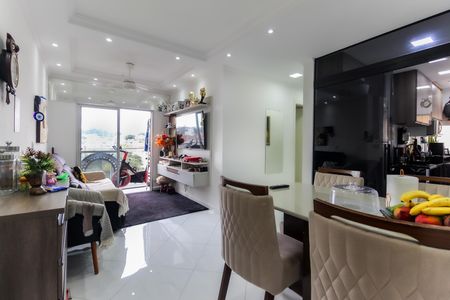 Sala de apartamento para alugar com 2 quartos, 52m² em Jardim Santo Antonio, São Paulo
