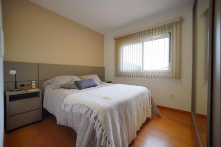 Apartamento para alugar com 146m², 3 quartos e 2 vagasSuíte