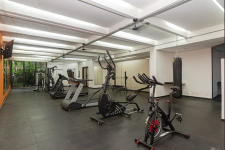 Apartamento para alugar com 42m², 1 quarto e 1 vaga Apartamento para alugar com 42m², 1 quarto e 1 vagaÁrea comum - Academia
