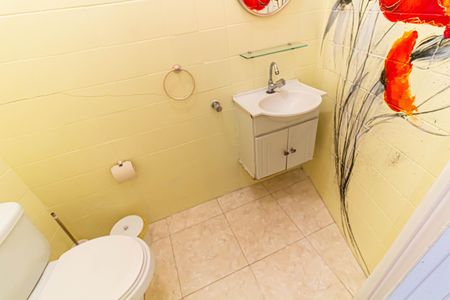 Casa para alugar com 250m², 3 quartos e 2 vagas Casa para alugar com 250m², 3 quartos e 2 vagasLavabo 2