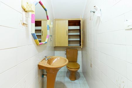 Casa para alugar com 250m², 3 quartos e 2 vagas Casa para alugar com 250m², 3 quartos e 2 vagasBanheiro da Suíte 1