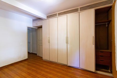 Casa para alugar com 250m², 3 quartos e 2 vagas Casa para alugar com 250m², 3 quartos e 2 vagasSuíte 3