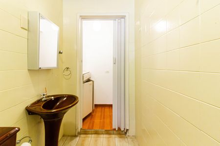 Casa para alugar com 250m², 3 quartos e 2 vagas Casa para alugar com 250m², 3 quartos e 2 vagasBanheiro da Suíte 3