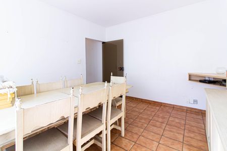 Casa para alugar com 250m², 3 quartos e 2 vagas Casa para alugar com 250m², 3 quartos e 2 vagasSala de Jantar