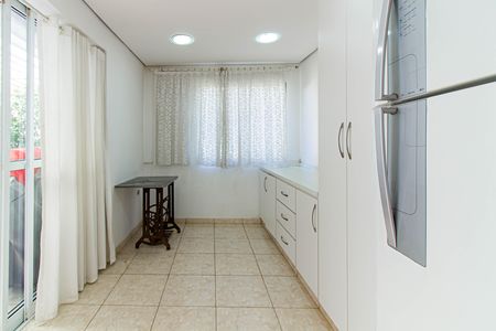 Casa para alugar com 250m², 3 quartos e 2 vagas Casa para alugar com 250m², 3 quartos e 2 vagasÁrea de Serviço