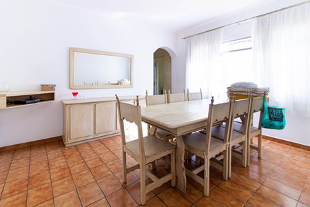 Casa para alugar com 250m², 3 quartos e 2 vagas Casa para alugar com 250m², 3 quartos e 2 vagasSala de Jantar