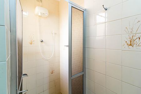 Casa para alugar com 250m², 3 quartos e 2 vagas Casa para alugar com 250m², 3 quartos e 2 vagasBanheiro da Suíte 1