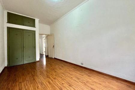 Casa para alugar com 300m², 3 quartos e 2 vagas Casa para alugar com 300m², 3 quartos e 2 vagasQuarto 1