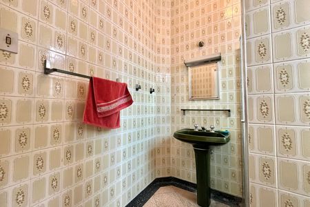 Casa para alugar com 300m², 3 quartos e 2 vagas Casa para alugar com 300m², 3 quartos e 2 vagasBanheiro 1