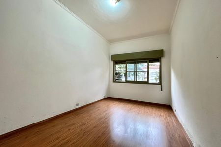 Casa para alugar com 300m², 3 quartos e 2 vagas Casa para alugar com 300m², 3 quartos e 2 vagasQuarto 1
