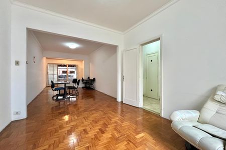 Casa para alugar com 300m², 3 quartos e 2 vagas Casa para alugar com 300m², 3 quartos e 2 vagasSala