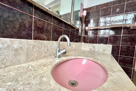 Casa para alugar com 300m², 3 quartos e 2 vagas Casa para alugar com 300m², 3 quartos e 2 vagasBanheiro 2