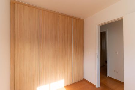 Apartamento à venda com 64m², 3 quartos e 1 vagaQuarto 2