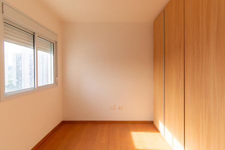 Apartamento à venda com 64m², 3 quartos e 1 vagaQuarto 2