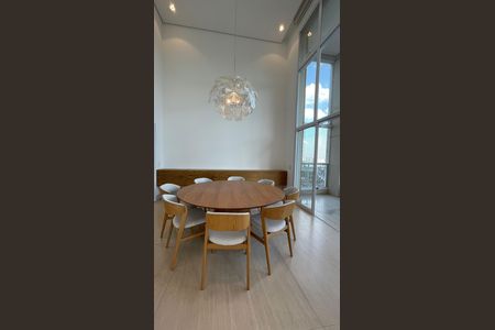 Apartamento à venda com 250m², 3 quartos e 4 vagas