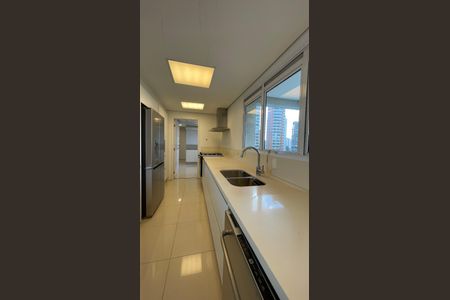 Apartamento à venda com 250m², 3 quartos e 4 vagas
