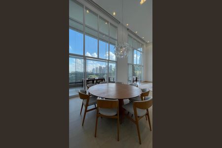 Apartamento à venda com 250m², 3 quartos e 4 vagas