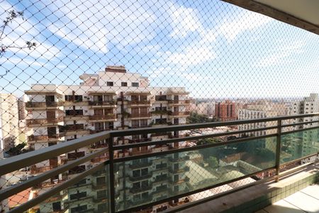 Varanda  de apartamento para alugar com 3 quartos, 178m² em Centro, Ribeirão Preto