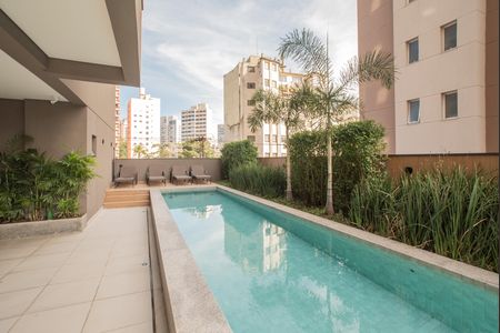 Apartamento à venda com 30m², 1 quarto e sem vaga Apartamento à venda com 30m², 1 quarto e sem vagaÁrea comum - Piscina