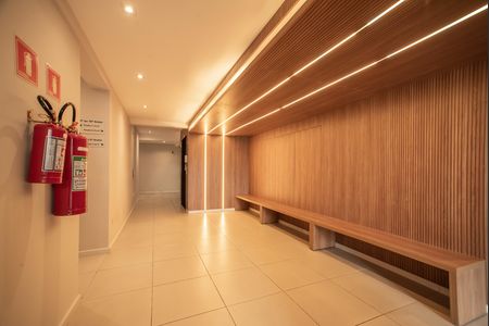 Apartamento à venda com 30m², 1 quarto e sem vaga Apartamento à venda com 30m², 1 quarto e sem vagaHall social