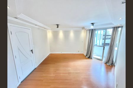Sala de apartamento para alugar com 2 quartos, 60m² em Conjunto Residencial Novo Pacaembu, São Paulo