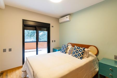 Apartamento à venda com 206m², 3 quartos e 4 vagas