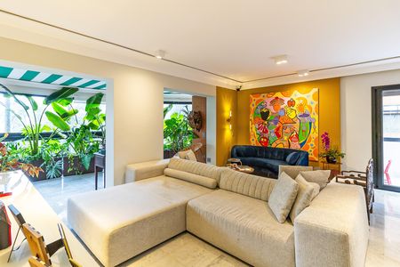 Apartamento à venda com 206m², 3 quartos e 4 vagas