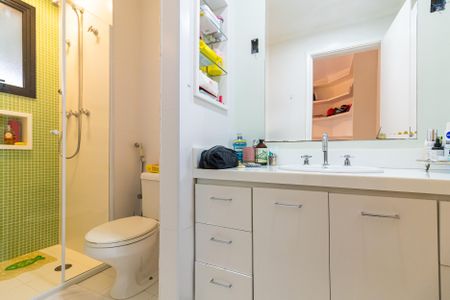 Apartamento à venda com 206m², 3 quartos e 4 vagas