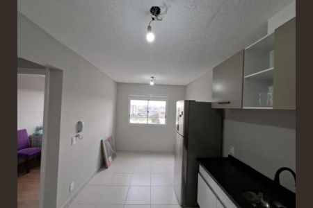 Cozinha de apartamento para alugar com 2 quartos, 32m² em Vila Maria, São Paulo