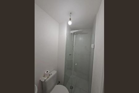 Banheiro  de apartamento para alugar com 2 quartos, 32m² em Vila Maria, São Paulo