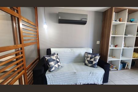 Sala  de apartamento para alugar com 1 quarto, 57m² em Federação, Salvador