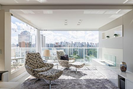 Varanda de apartamento à venda com 3 quartos, 335m² em Vila Andrade, São Paulo