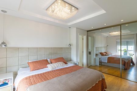 Apartamento à venda com 335m², 3 quartos e 6 vagasSuíte 1