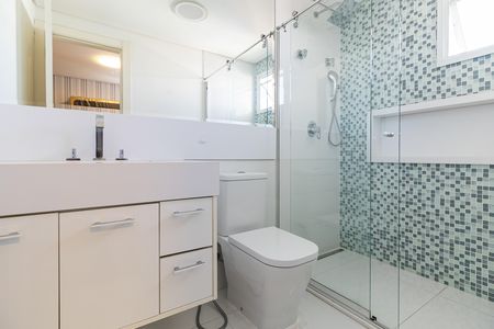 Apartamento à venda com 335m², 3 quartos e 6 vagasBanheiro da Suíte 2
